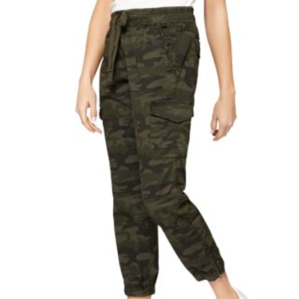 Sanctuary Camo Cargo Capri Pants